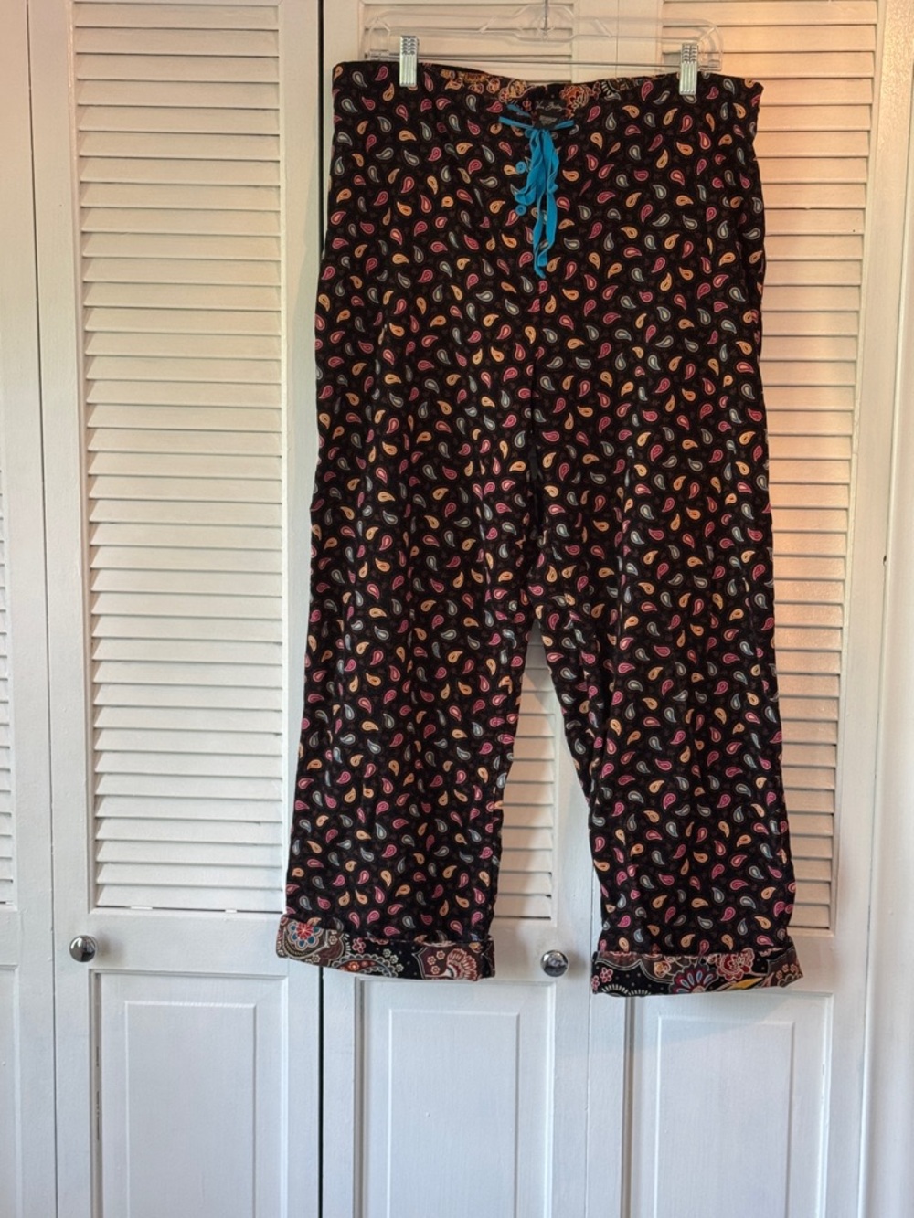 Vera Bradley pajama bottoms in retired Kensington pattern - Very Nice!